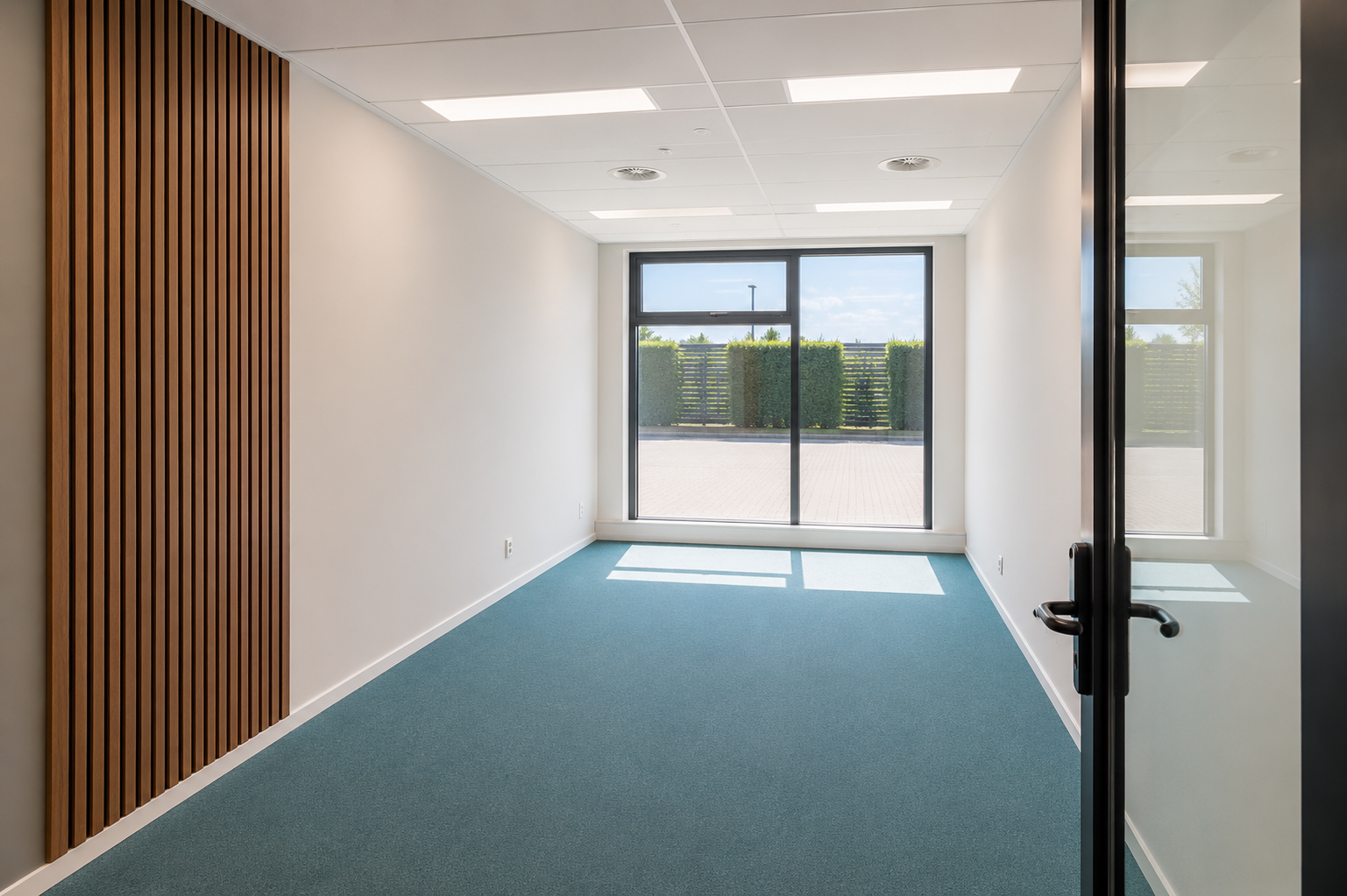 Almere Office (3).png