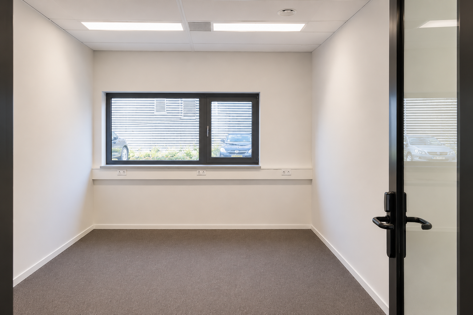 Almere Office (2).png
